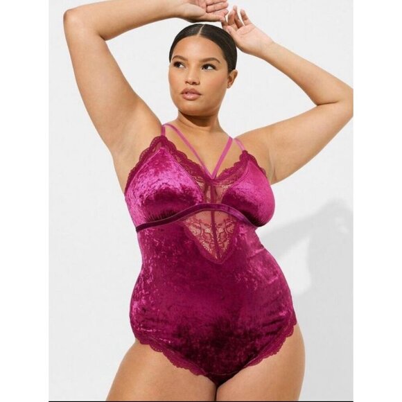 NWT Torrid Bodysuit Velour Purple Navarra Triangle Bust Thong Size 0X Large - Picture 1 of 5